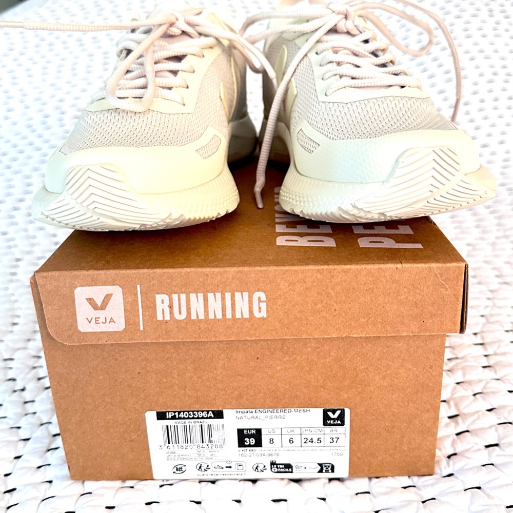 NEW VEJA Impala Engineered Mesh Natural Pierre size 39 eur 8 US New in box